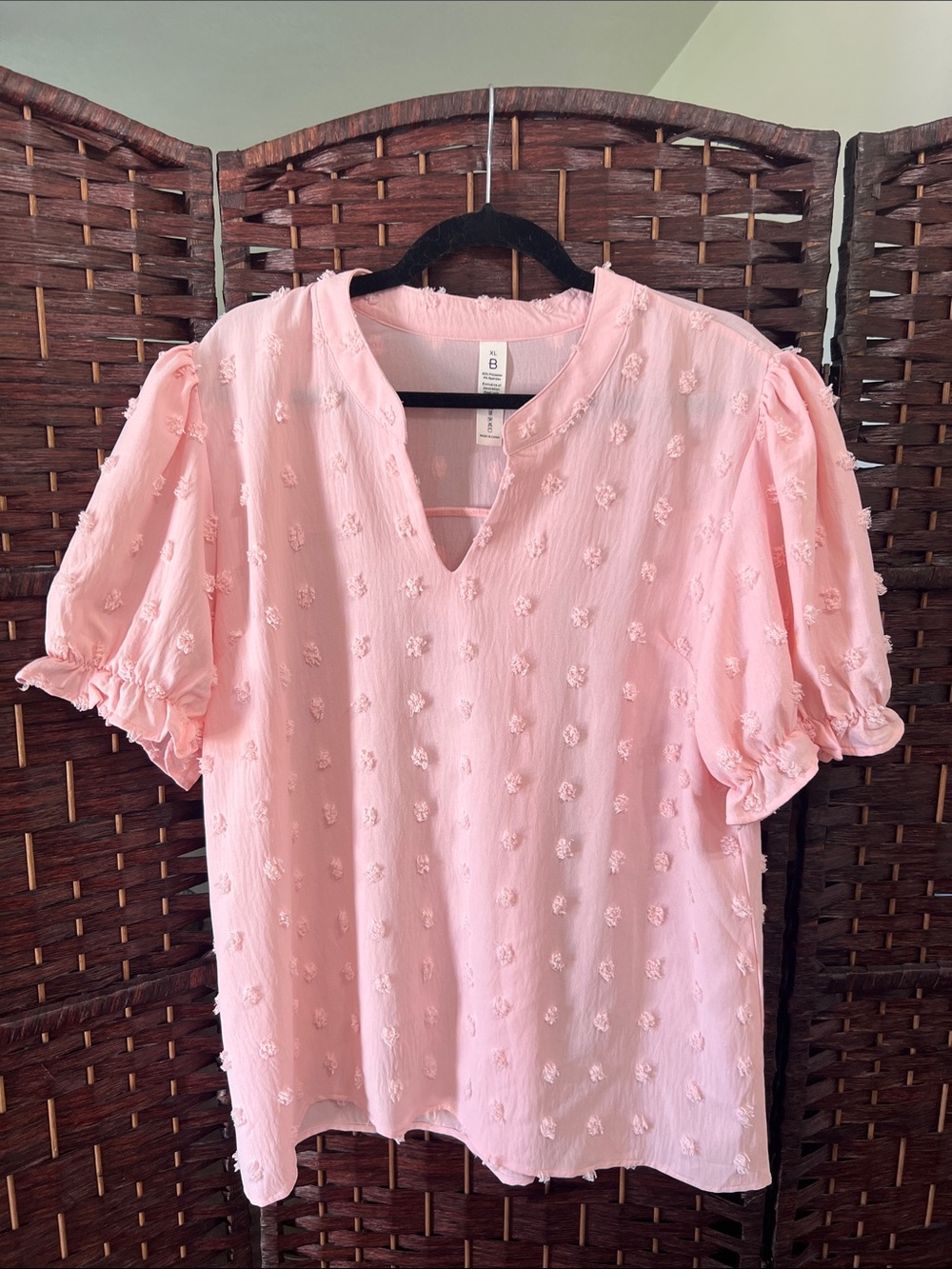 Pink Puff-Sleeve Textured V-Neck Women's Top
